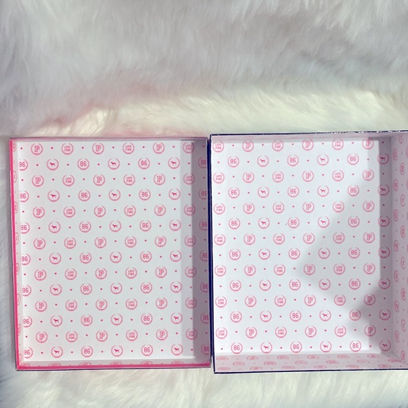 Victoria’s Secret PINK Box Like New Excellent Condition - Picture 4 of 6